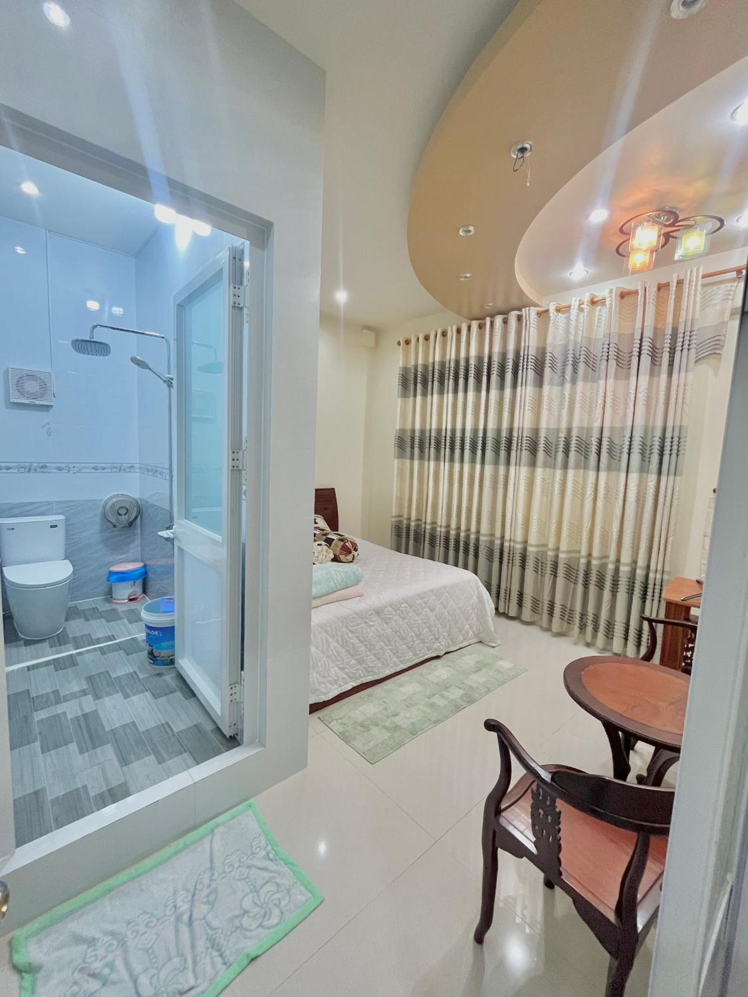 Cherry Homestay - Hoang De Motel 쩌우독 외부 사진